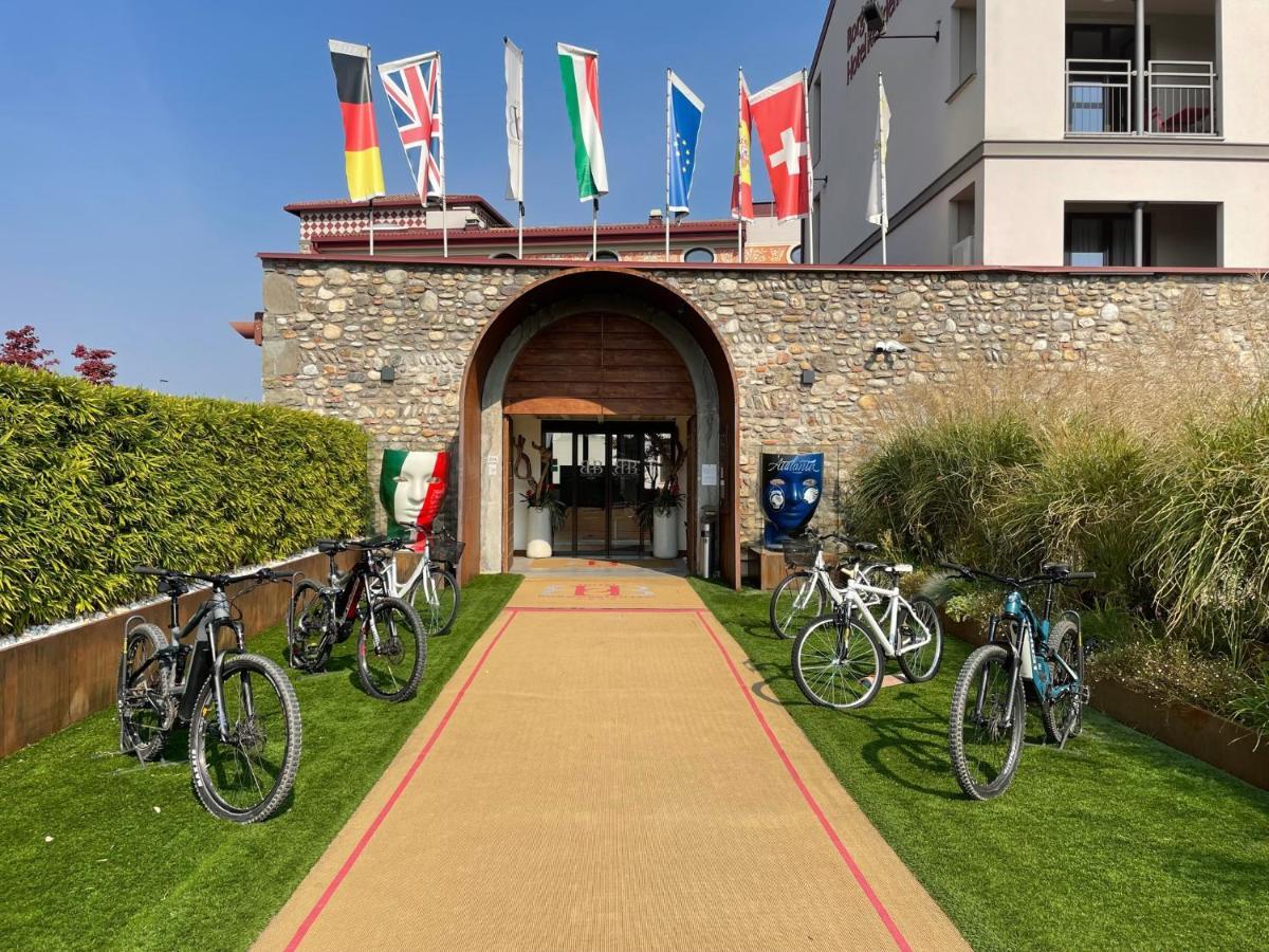 Hotel Borgo Brianteo Ponte San Pietro  Ngoại thất bức ảnh